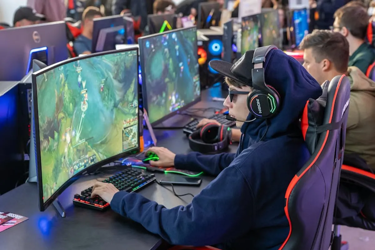Tekedia Explained: Gaming Search Intent, Features, and Alternatives
